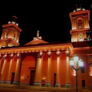 Departamento A 150 Metros De La Catedral Con Cochera